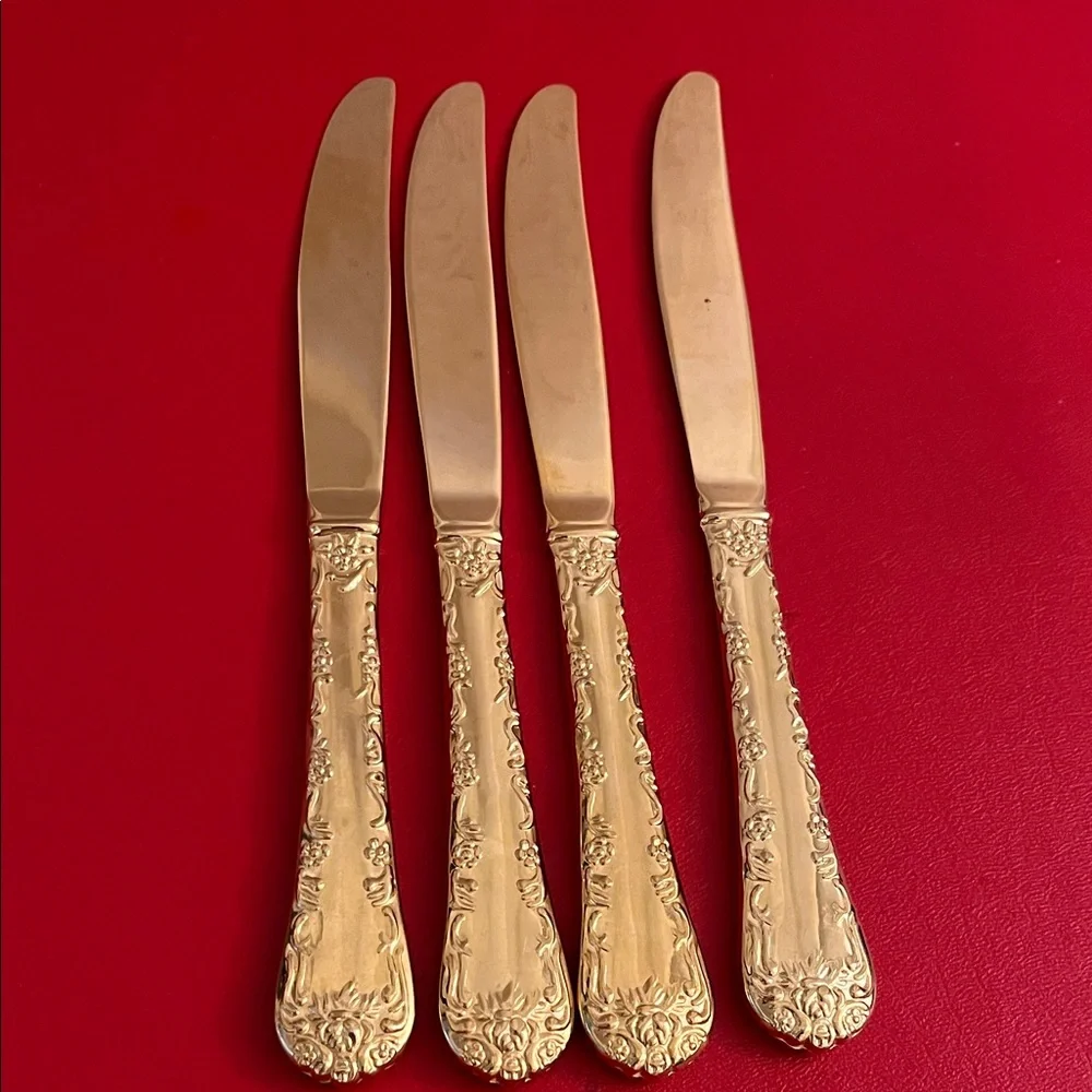 Elegant Gold-Toned Knives Set